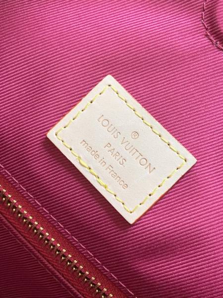  Handbag   Louis Vuitton  N43701  size   30.0 × 9.5 × 29.0  cm