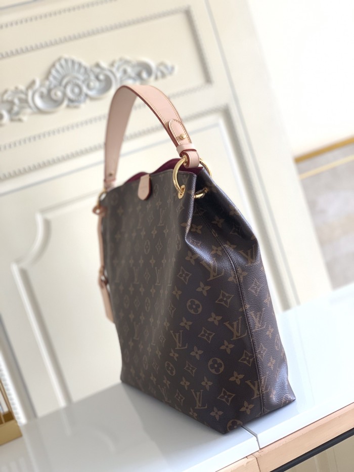  Handbag   Louis Vuitton   M43704  size   35.5 × 14.0× 33.5  cm