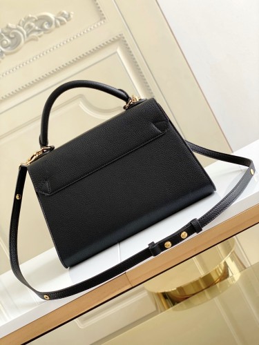  Handbag   Louis Vuitton  M57090  size  29.0×21.0×12.  cm 