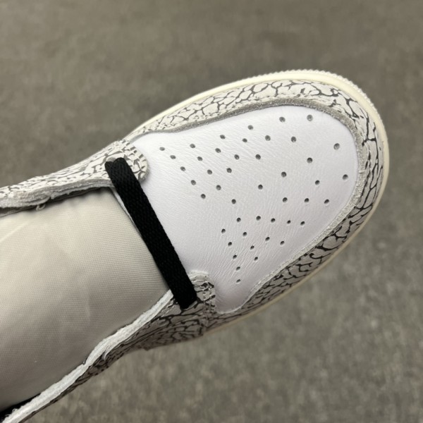 Jordan 1 Retro High OG White Cement
