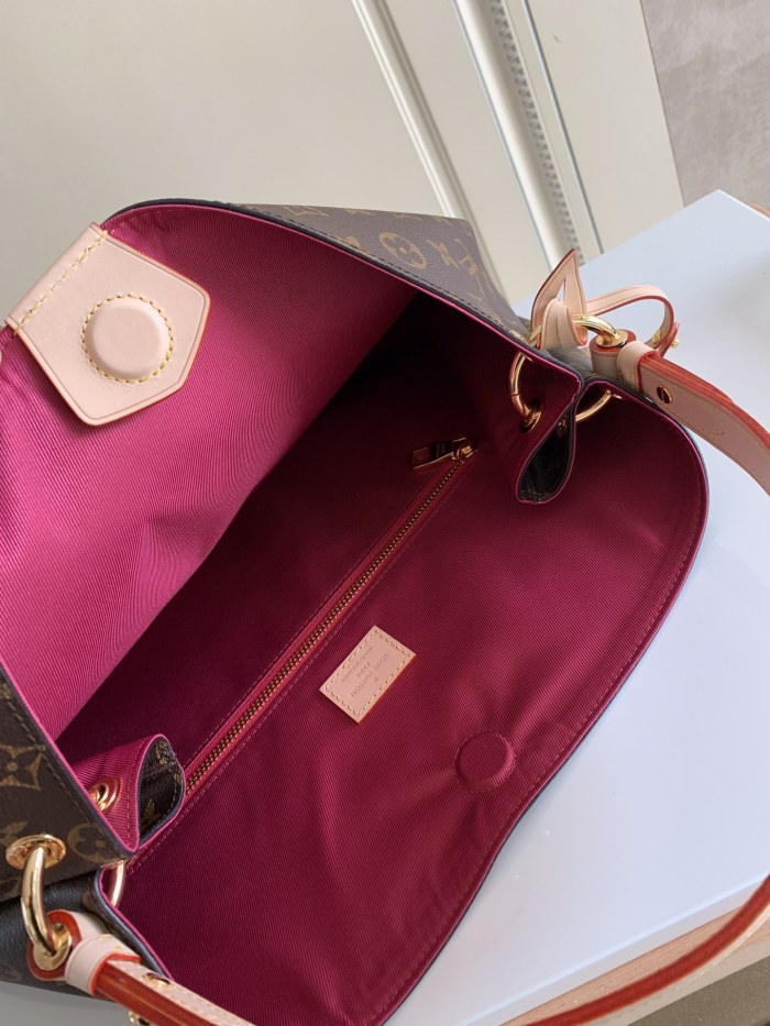  Handbag   Louis Vuitton   M43704  size   35.5 × 14.0× 33.5  cm