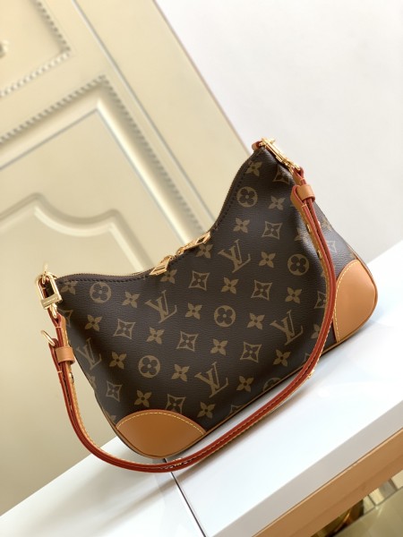 LOUIS VUITTON Boulogne Natural Beige M45832 size L29*W9.5*H16cm