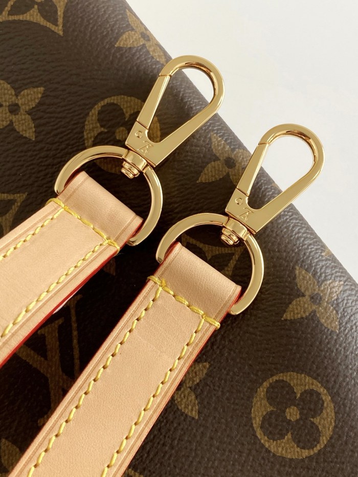 Handbag   Louis Vuitton   M40353  size  52.0 × 30.0 × 20.0  cm