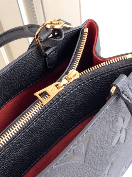  Handbag   Louis Vuitton  58916  size  29 x 18 x 12.5  cm 