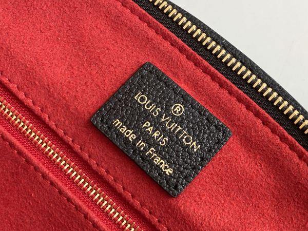  Handbag  Louis Vuitton  M45811   size  34 x 24 x 15  cm