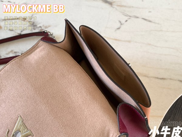  Handbag   Louis Vuitton   M53583   size  22.5x17x5.5  cm 