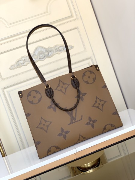 LOUIS VUITTON Onthego Monogram Giant Reverse Brown M44576 size 41*19*34 cm