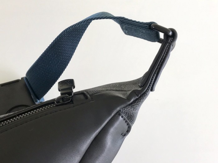  Handbag   Louis Vuitton  M44336  size   47.0 x 20.0 x 9.0  cm