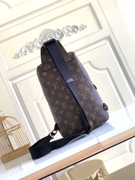 LOUIS VUITTON Avenue Sling Bag Monogram Macassar Brown M45897 size 20*10*31 cm