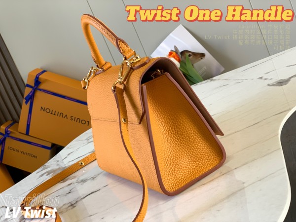 Handbag   Louis Vuitton   M57136   size  17.0 x 25.0 x 11.0  cm 