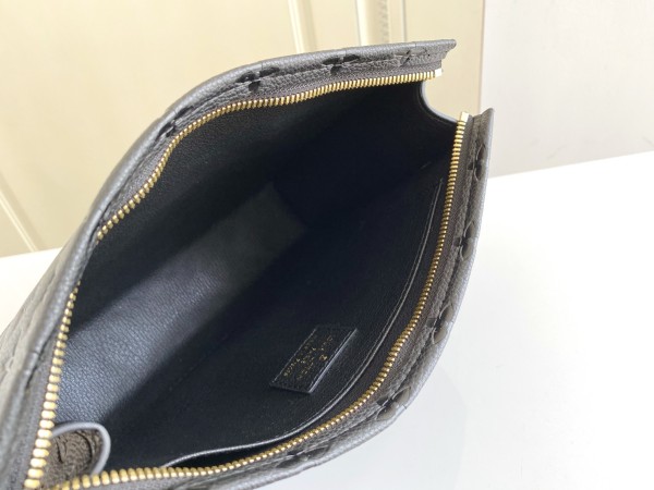  Handbag  Louis Vuitton  M45665  size  26X20X5  cm