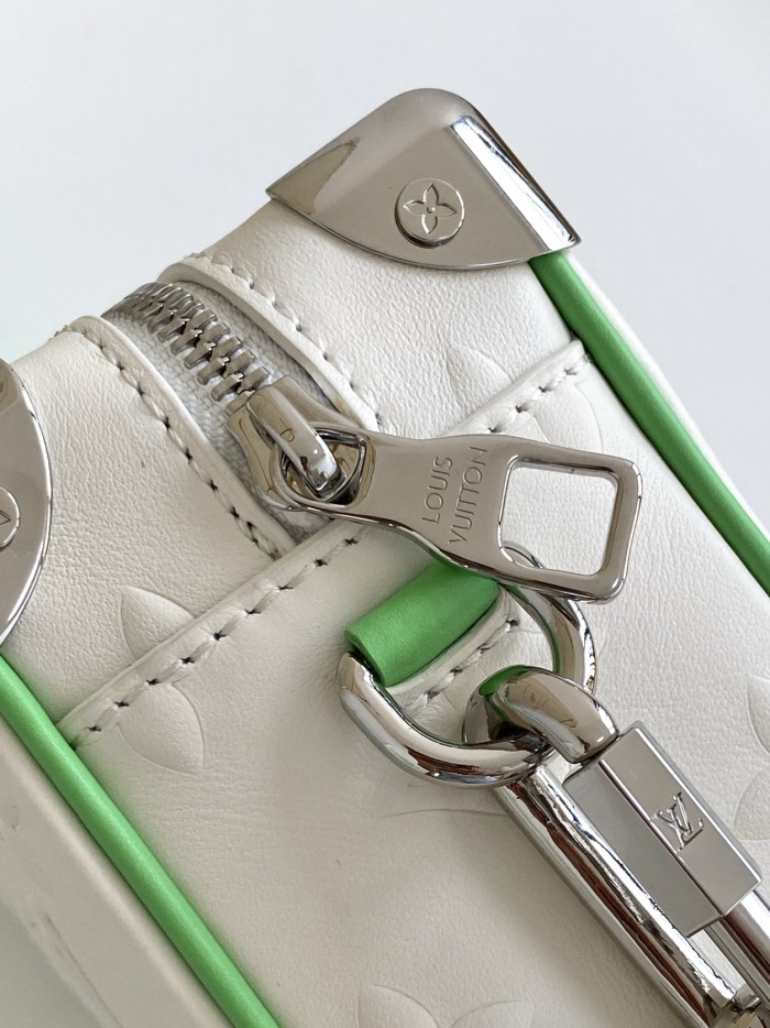  Handbag   Louis Vuitton  M58906  size  18.5 x 13.0 x 8.0  cm