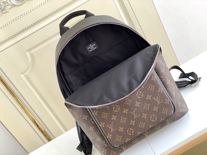 Handbag   Louis Vuitton   N45349  size  32.0 x 40.0 x 13.0  cm
