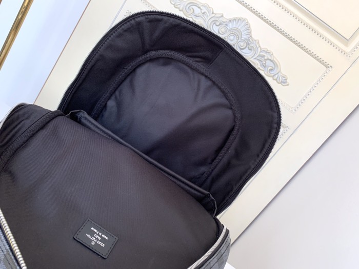  Handbag   Louis Vuitton  N58024  size   26 x 45 x 17  cm  