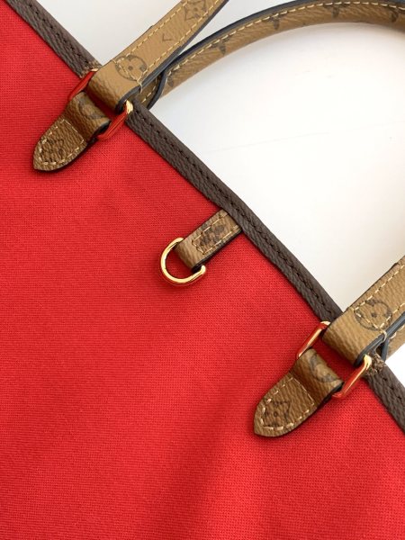 LOUIS VUITTON Onthego Monogram Giant Reverse Brown M44576 size 41*19*34 cm