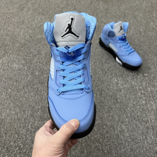 Jordan 5 Retro UNC University Blue