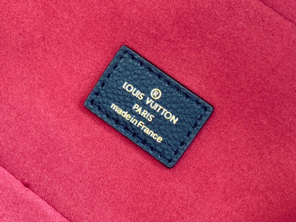  Handbag   Louis Vuitton   M45780  size  19 x 13 x 11  cm 