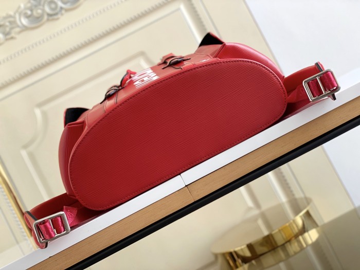  Handbag    Louis Vuitton   M41709  size   34*13*47  cm 