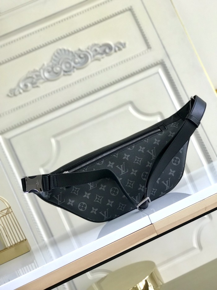 LOUIS VUITTON Discovery Bumbag Monogram Eclipse Black M44336 size 47*20*9 cm
