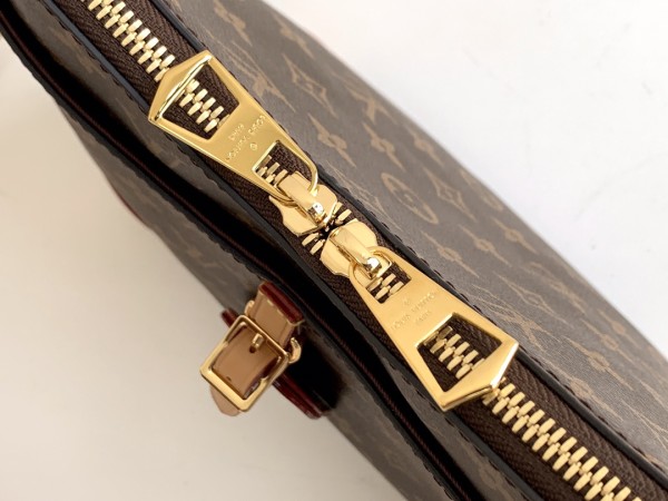  Handbag  Louis Vuitton   M45354  size  28.0 x 25.0 x 9.0  cm