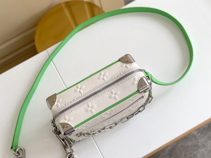  Handbag   Louis Vuitton  M58906  size  18.5 x 13.0 x 8.0  cm