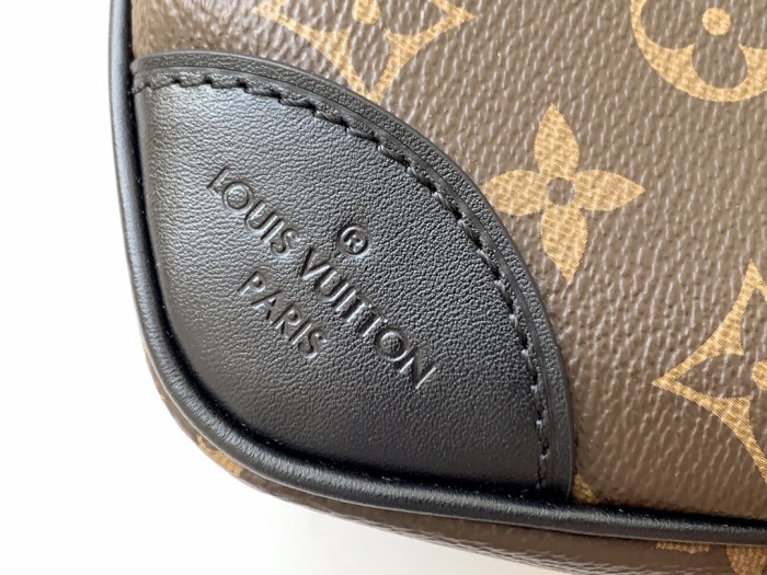  Handbag   Louis Vuitton   M45354   size  28.0 x 25.0 x 9.0  cm