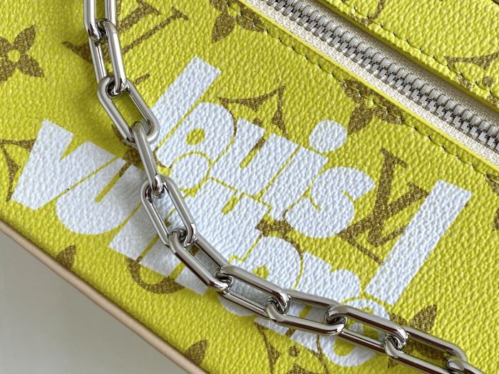  Handbag   Louis Vuitton  44480  size  18.5 x 13 x 8  cm