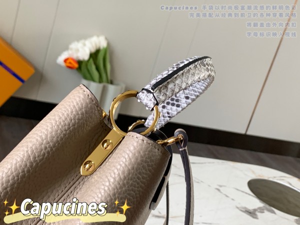  Handbag    Louis Vuitton   N92041  size  27.0 x 18.0 x 9.0  cm