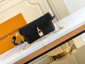  Handbag   Louis Vuitton  M80682  size  19.0 x 11.0 x 3.0  cm