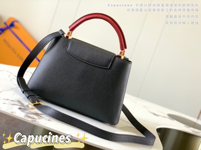  Handbag   Louis Vuitton    M94517  size  27.0 x 18.0 x 9.0  cm
