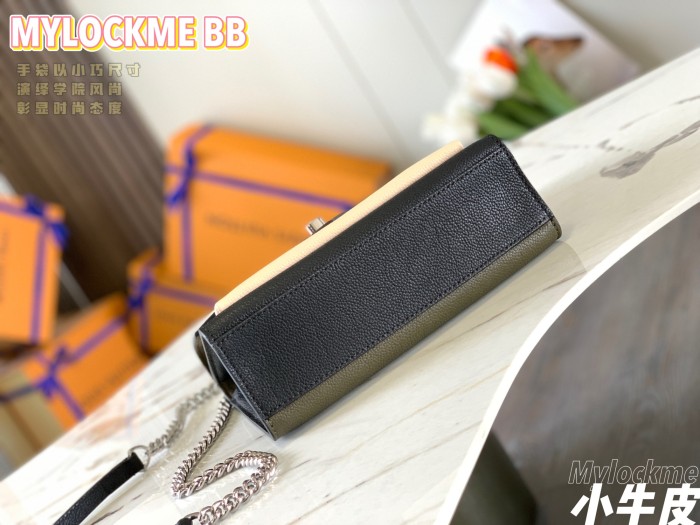  Handbag  Louis Vuitton  M55222  size  22.5x17x5.5  cm 