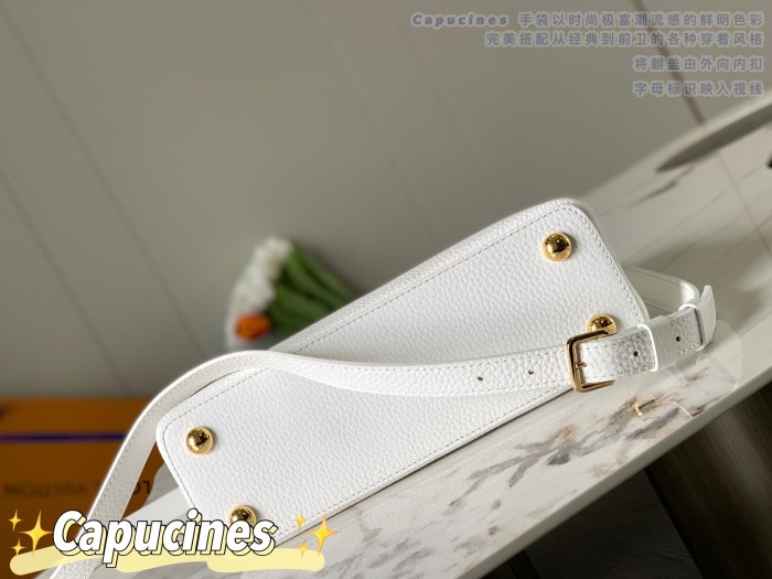  Handbag    Louis Vuitton   M55235  size  27.0 x 18.0 x 9.0 cm