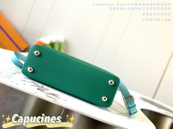 Handbag   Louis Vuitton  M53963  size  27.0 x 21.0 x 10.0  cm