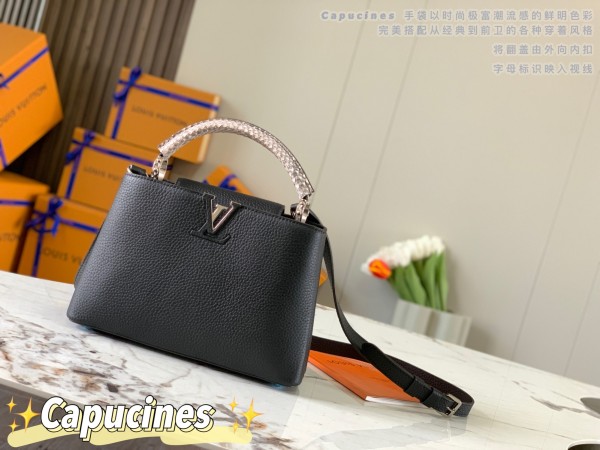  Handbag   Louis Vuitton  N92041  size  27.0 x 18.0 x 9.0 cm