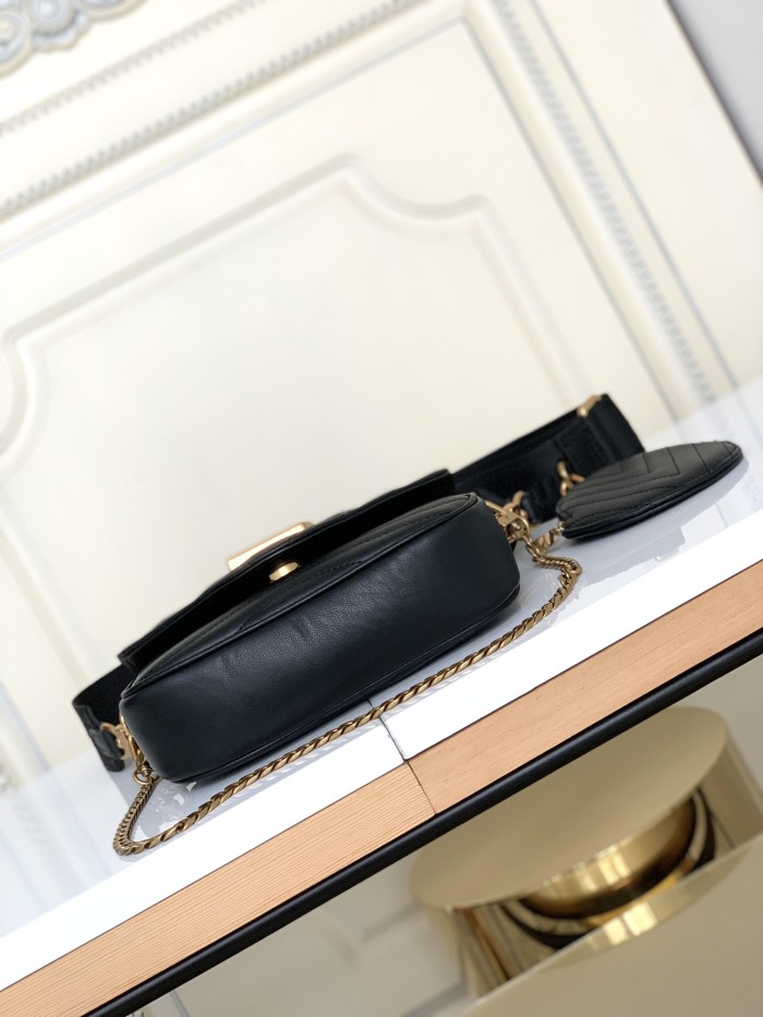  Handbag   Louis Vuitton   M56461  size  19/14/5  cm  