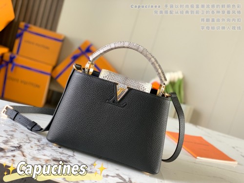  Handbag   Louis Vuitton   M94517  size  27.0 x 18.0 x 9.0  cm