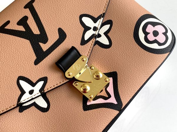 Handbag   Louis Vuitton  M45823  size  25 x 19 x 9  cm