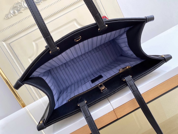  Handbag    Louis Vuitton  m57723   size  35 x 27 x 14   cm