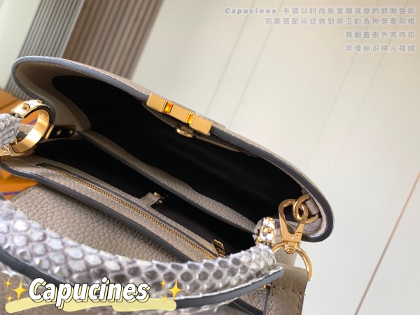  Handbag    Louis Vuitton   N92041  size  27.0 x 18.0 x 9.0  cm