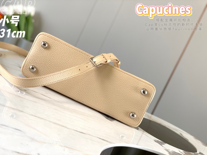  Handbag   Louis Vuitton   N92800  size  31.5 x 20.0 x 11.0  cm  