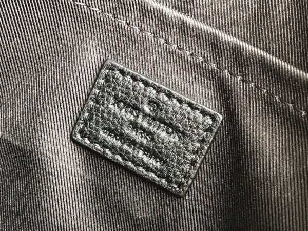  Handbag   Louis Vuitton  M55878   size   22*13*14   cm