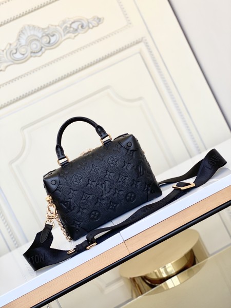  Handbag   Louis Vuitton  M45393   size  20*14*8  cm
