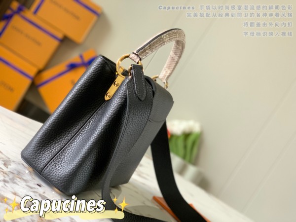  Handbag   Louis Vuitton  N97980  size  27.0 x 18.0 x 9.0  cm 
