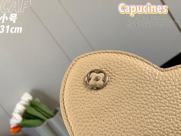  Handbag   Louis Vuitton   N92800  size  31.5 x 20.0 x 11.0  cm  