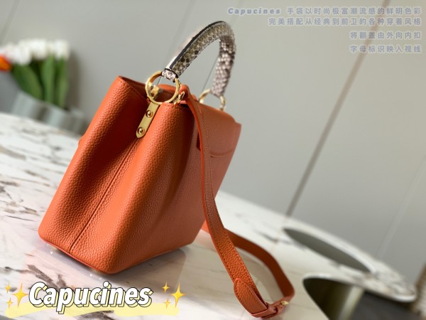  Handbag    Louis Vuitton    N97980   size  27.0 x 18.0 x 9.0  cm