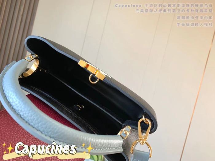  Handbag    Louis Vuitton  size   27.0 x 21.0 x 10.0  cm