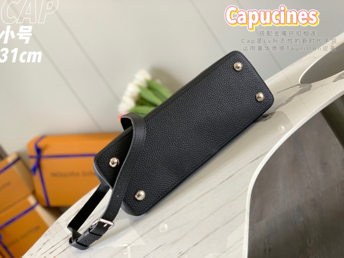  Handbag   Louis Vuitton   N92800   size  31.5 x 20.0 x 11.0  cm 