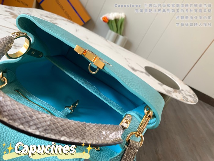  Handbag   Louis Vuitton  N97980  size  27.0 x 18.0 x 9.0  cm 