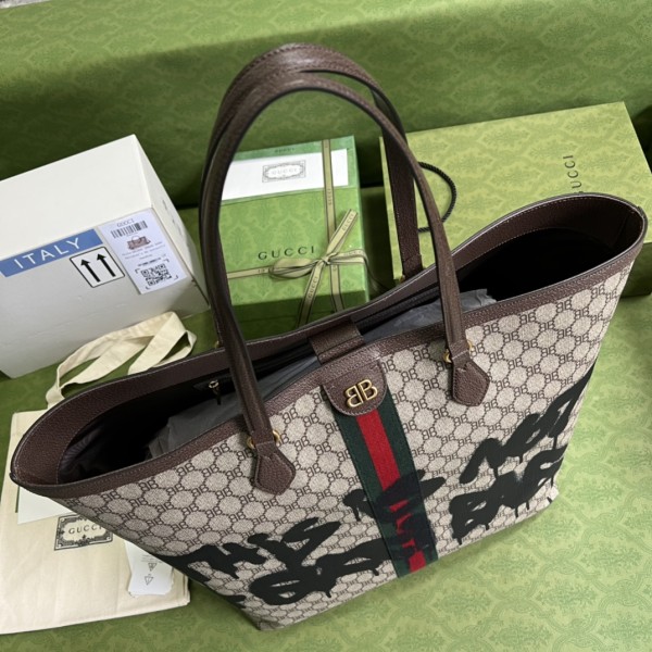 Handbag Gucci 680127 size 41.5x39.5x19.5