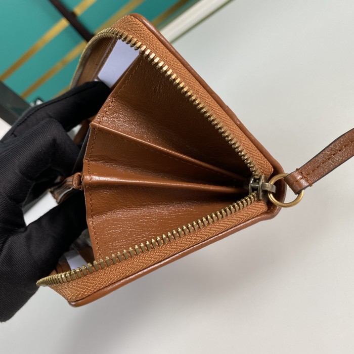  Handbag   Gucci   443123  size  19*10.5*2.5  cm